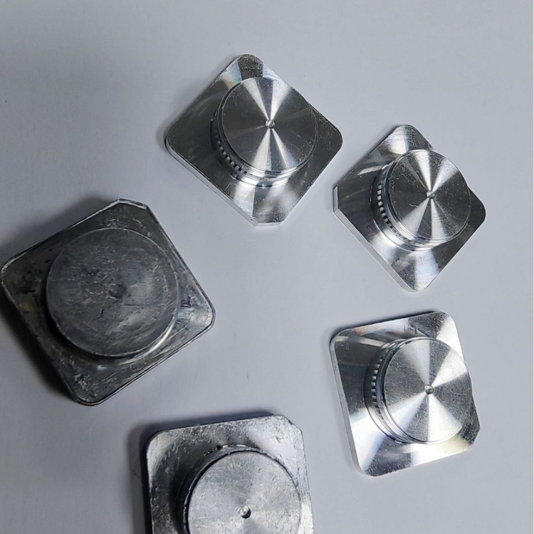 cold forming non standard fasteners.jpg